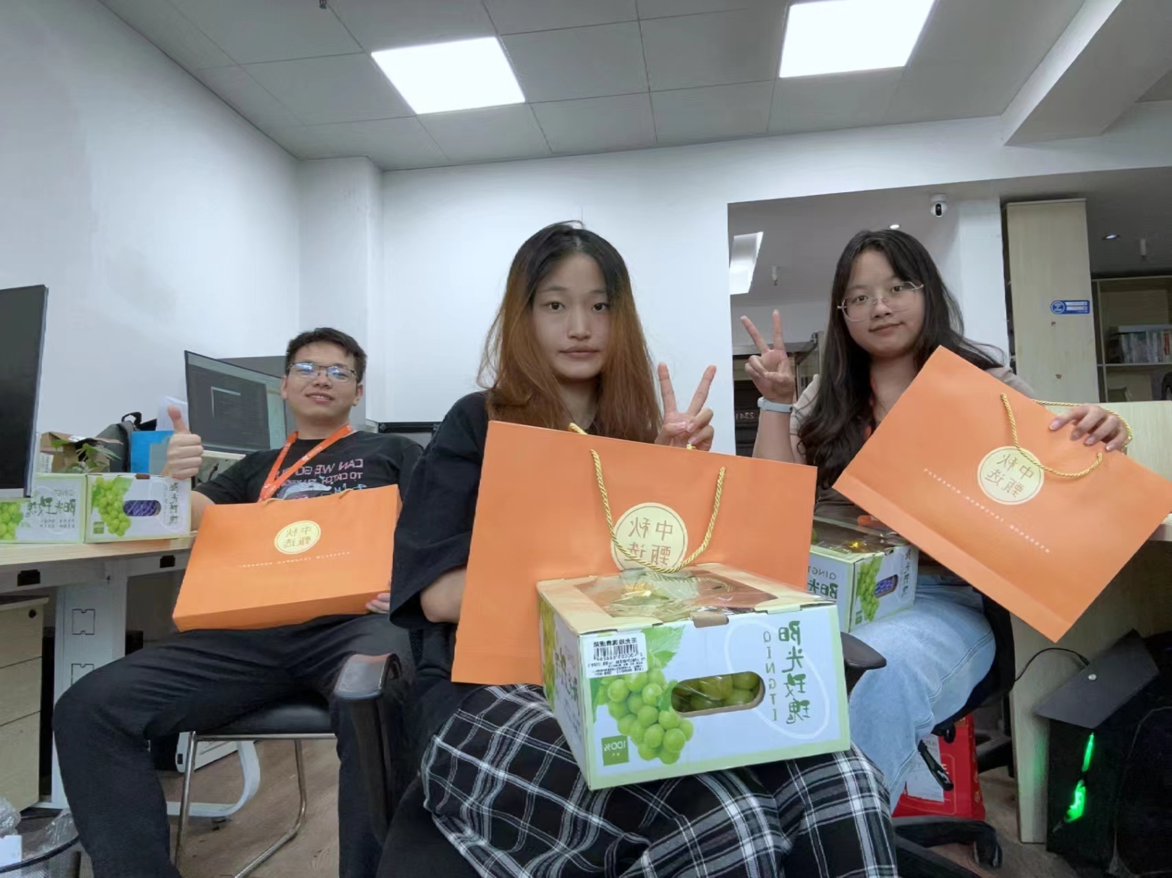 1726304319912377.jpg b58d27fbd4685d1d2d7ab1bd068aba9.jpg